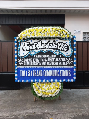 Papan Bunga Duka di Ketsoblak